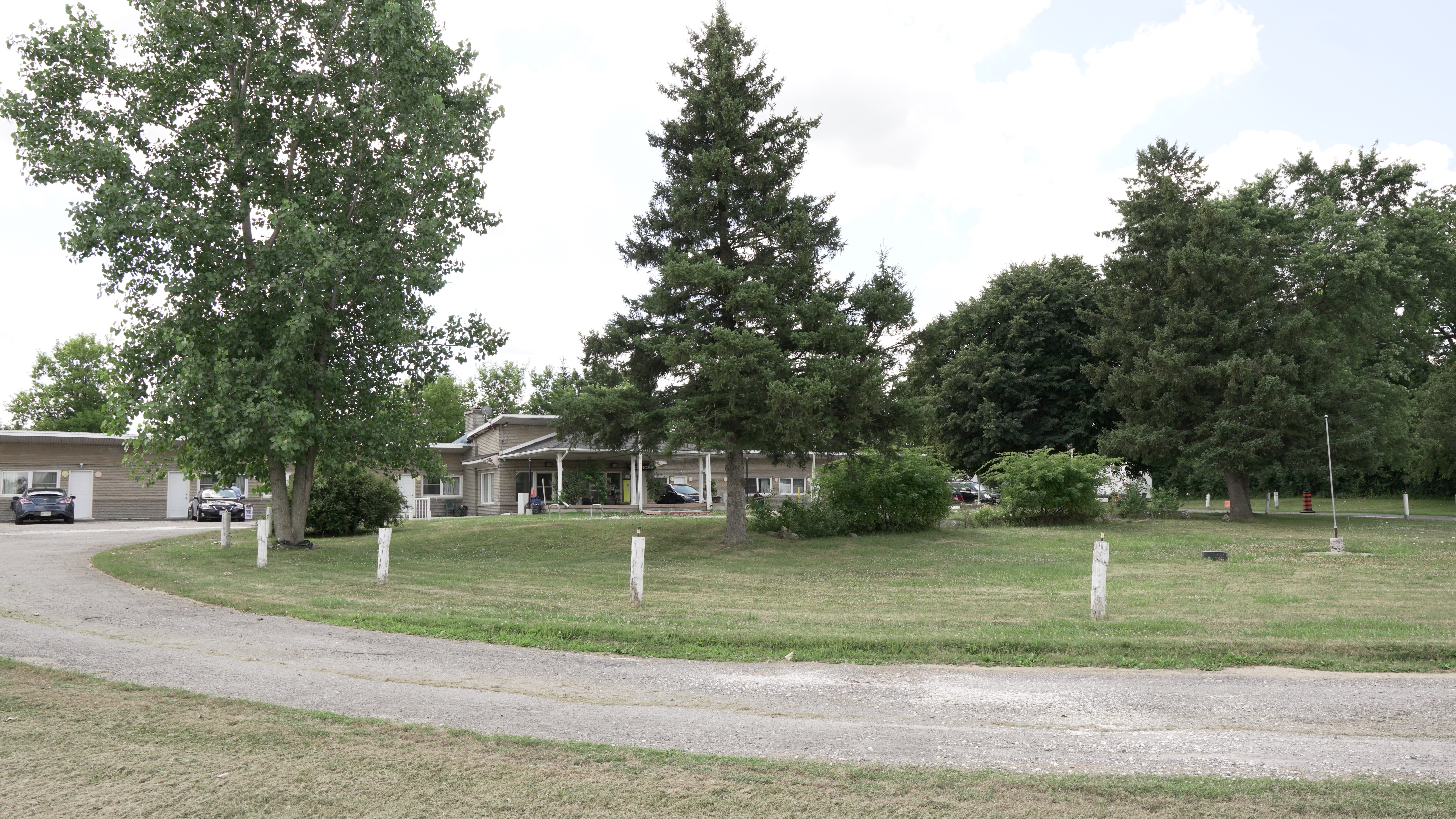 Pleasant Stay Motel - Hamilton, Ontario